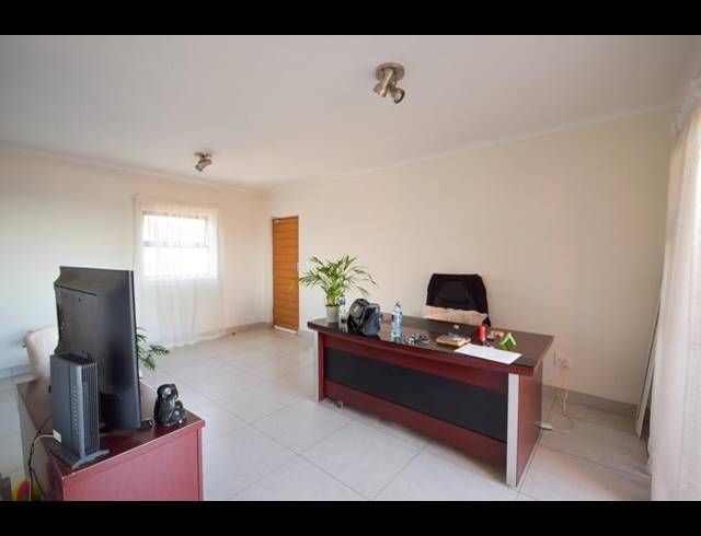 2 BEDROOM APARTMENT FOR SALE IN GOLDEN FIELDS ESTATE